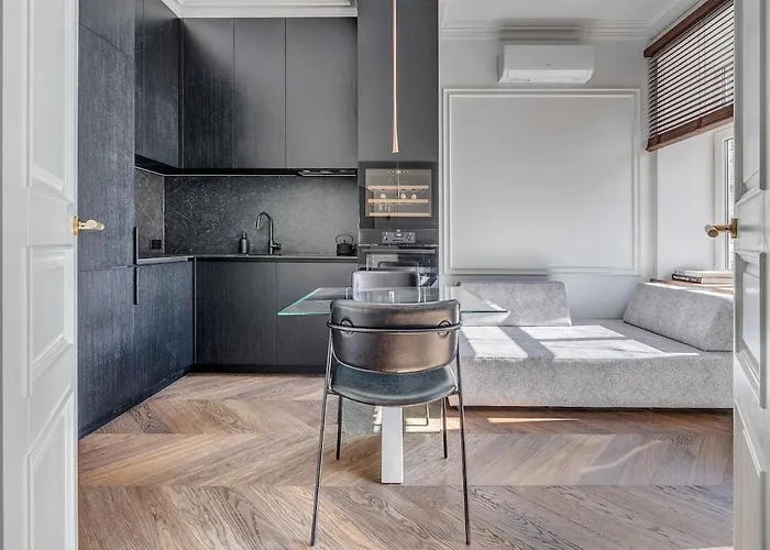 New! Luxury Old Town Lejlighed