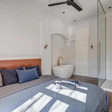 New! Luxury Old Town Apartment Wilna